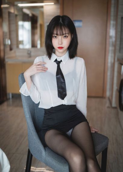 成人男同av在线观_1080完整视频观看